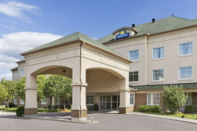 Hotel Days Inn Ottawa Airport