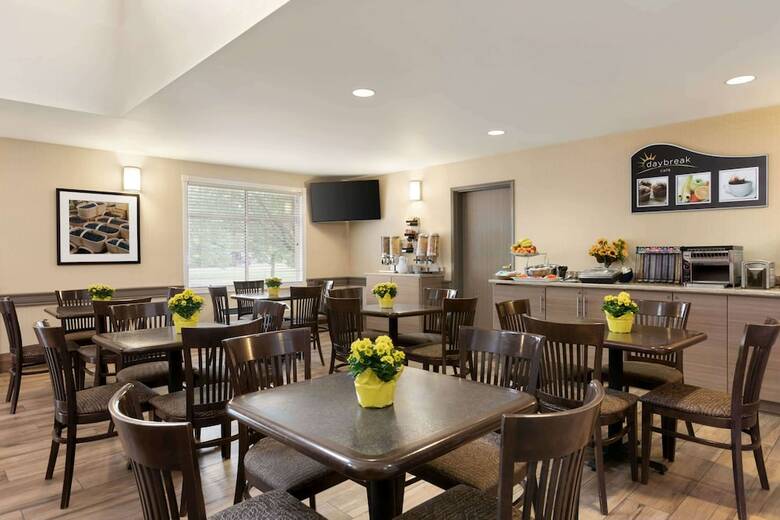 Hotel Days Inn Ottawa Airport