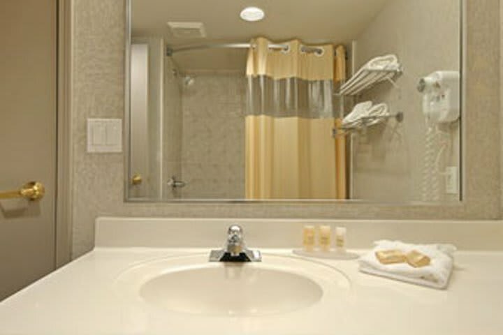 Hotel Days Inn Ottawa Airport