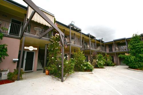 Station Hotel Motel