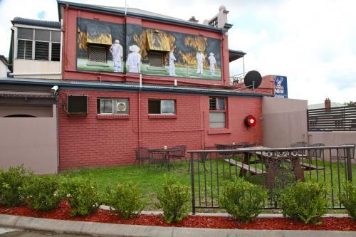 Station Hotel Motel