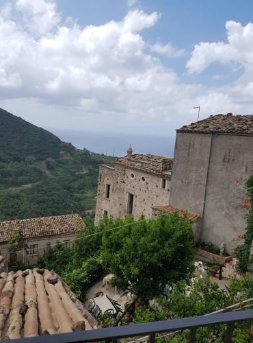 Bed & Breakfast A Taverna Intru U Vicu
