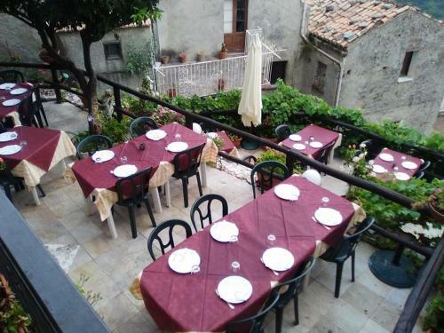 Bed & Breakfast A Taverna Intru U Vicu