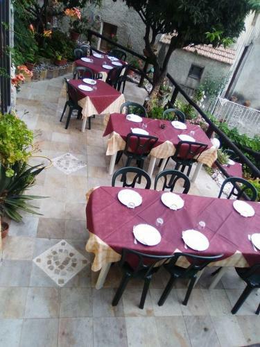 Bed & Breakfast A Taverna Intru U Vicu