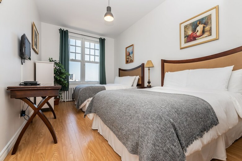 Hotel Manoir Des Remparts