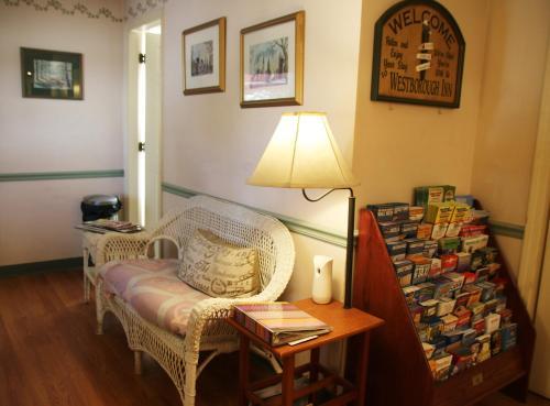 Posada Westborough Inn