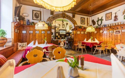 Hotel Post H�nigwirt
