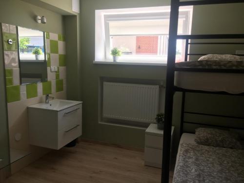 Hostel Opolska 11-19