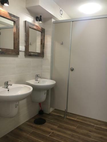 Hostel Opolska 11-19