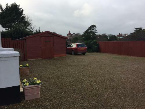 Totland Youth Hostel