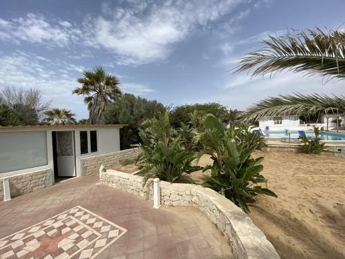 Maganuco Beach Bungalow