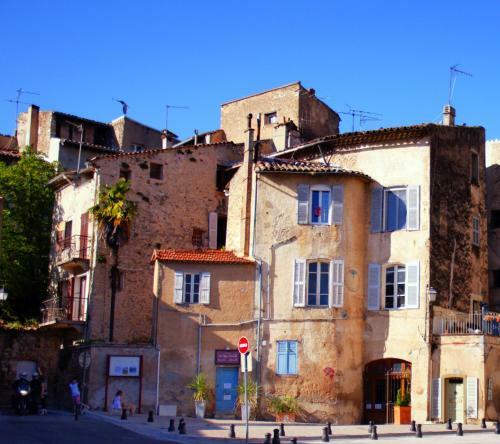 Bed & Breakfast Villa De Lorgues