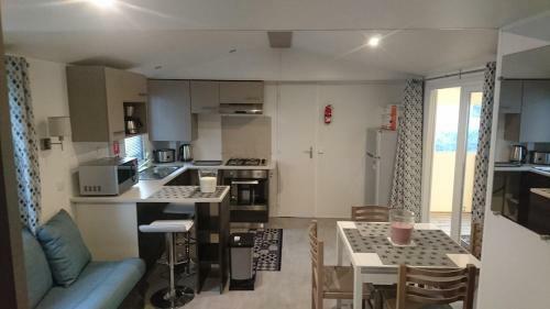Mobile Home Dans Domaine De Kerlann