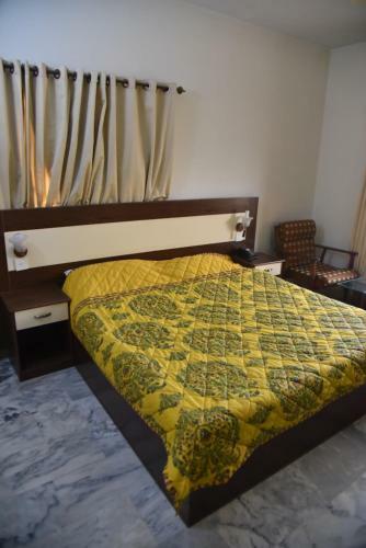 Pameer Hotel