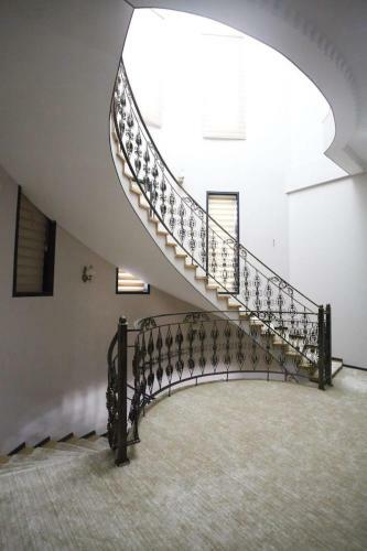 Castle Villa Hotel