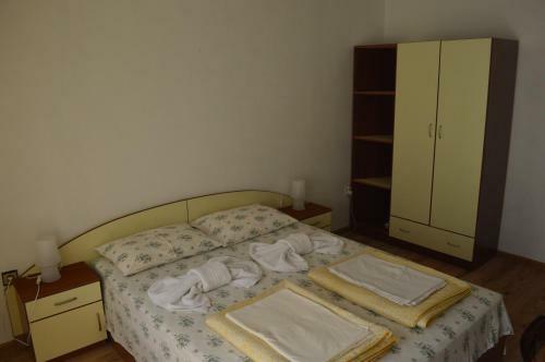 Hostal Yanis