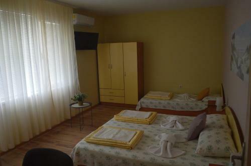 Hostal Yanis