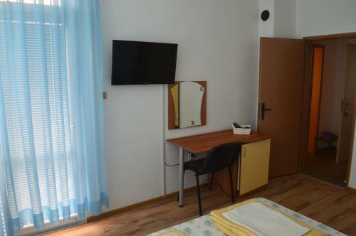 Hostal Yanis