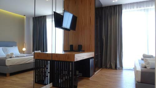 Valmar Hotel