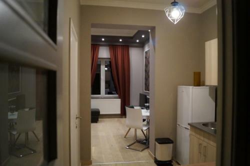 Classy Apartment At European Quarter 2