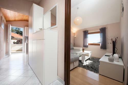 Lola Apartment