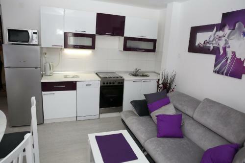 Apartments Stonehouse