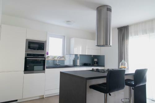 Modern Mediterranean Apartment
