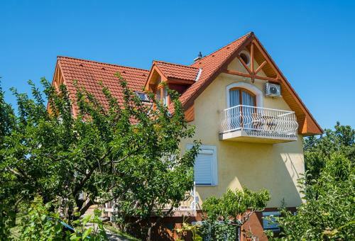 Hostal Balaton Vend�gh�z