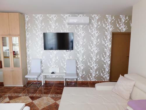 Lelle Central Grand Apartman