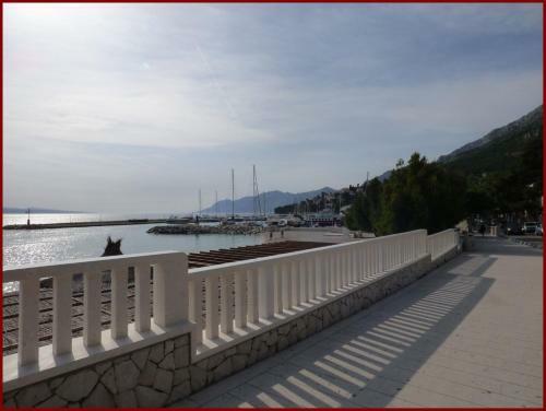 Sea View Apartment For 2-4 People - Family
