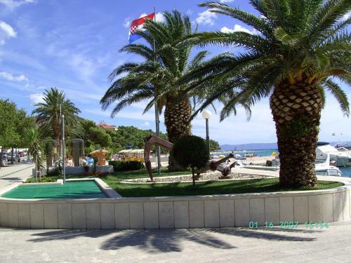 Sea View Apartment For 2-4 People - Family