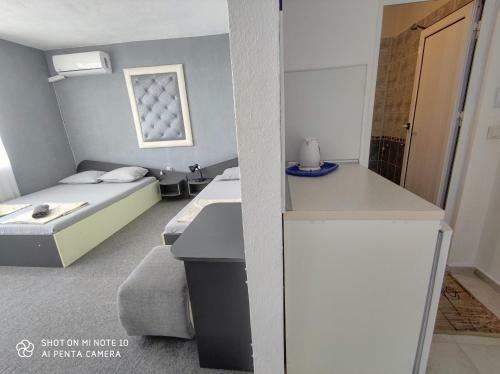 Hostal ???? ?? ????? ?????????