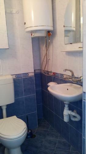 Apartment 4