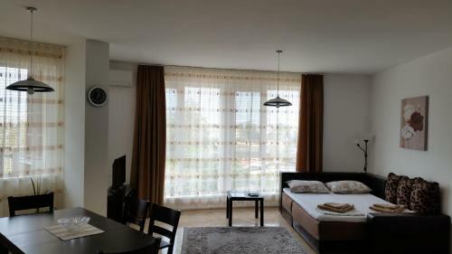 Geniko Apartments