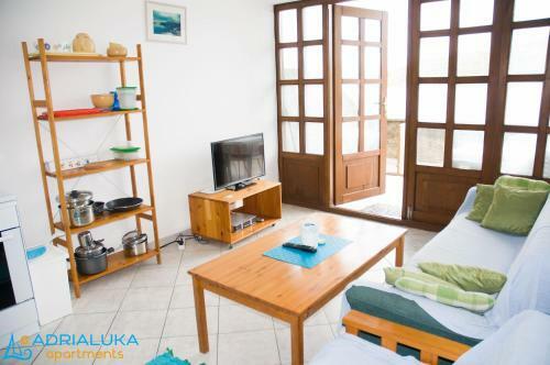 Apartments Adrialuka
