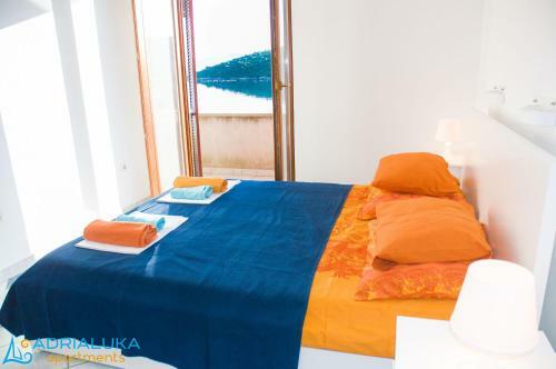 Apartments Adrialuka