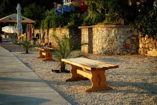 Apartments Adrialuka
