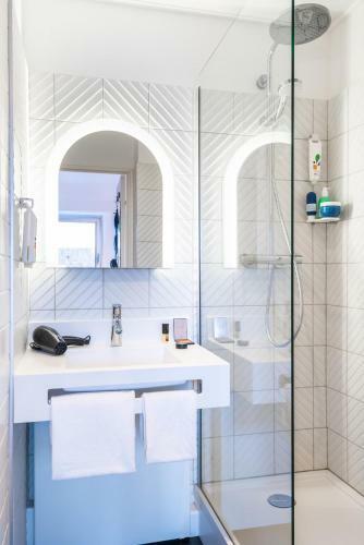 Hotel H�tel Colbert