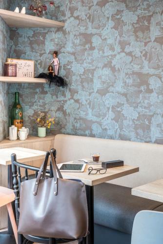 Hotel H�tel Colbert