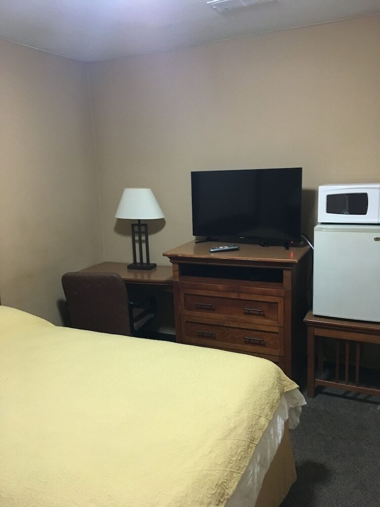 Motel Olde Court Inn