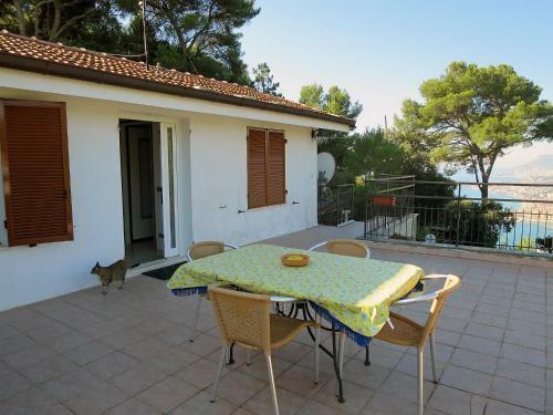 Apartment Taverna Il Cippo La Mortola