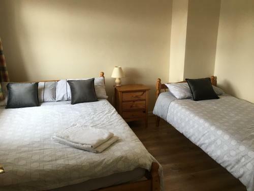Double Rooms & Twin Rooms Rahoon