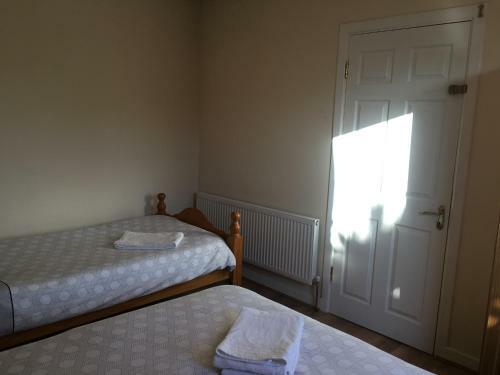 Double Rooms & Twin Rooms Rahoon