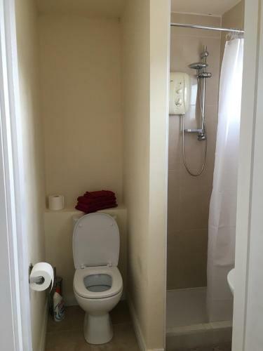 Double Rooms & Twin Rooms Rahoon