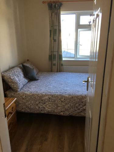 Double Rooms & Twin Rooms Rahoon