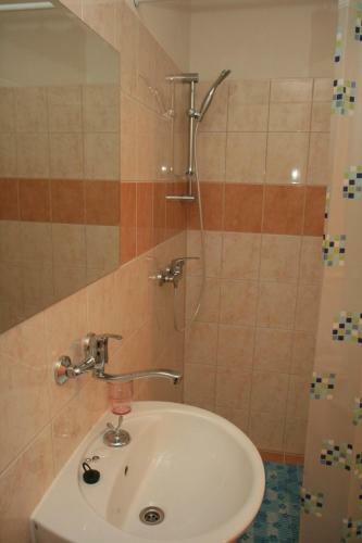 Hostal Penzion Atlas