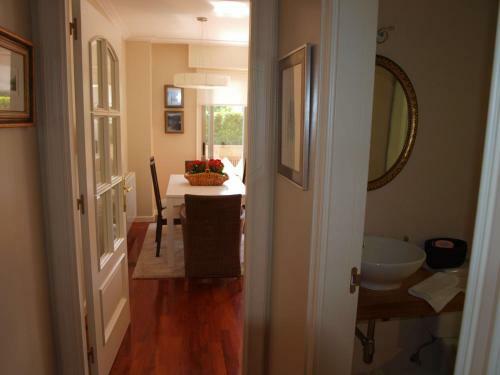 Apartamento Con Terraza Y Piscina, Baiona