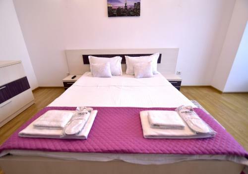 Sunny Luxury Apartment