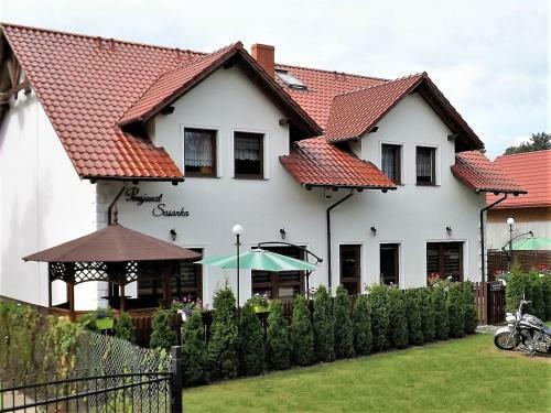 Hostal Pensjonat Sasanka - Bon Turystyczny
