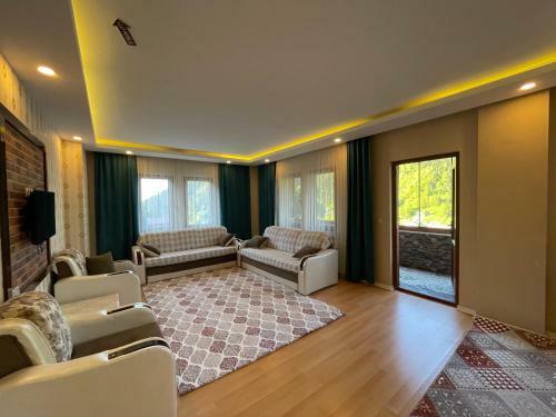 Uzung�l �zkan Apart